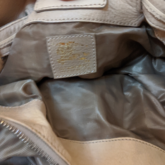 Burberry Quilted Shoulder Bag - Picture 3 of 5
